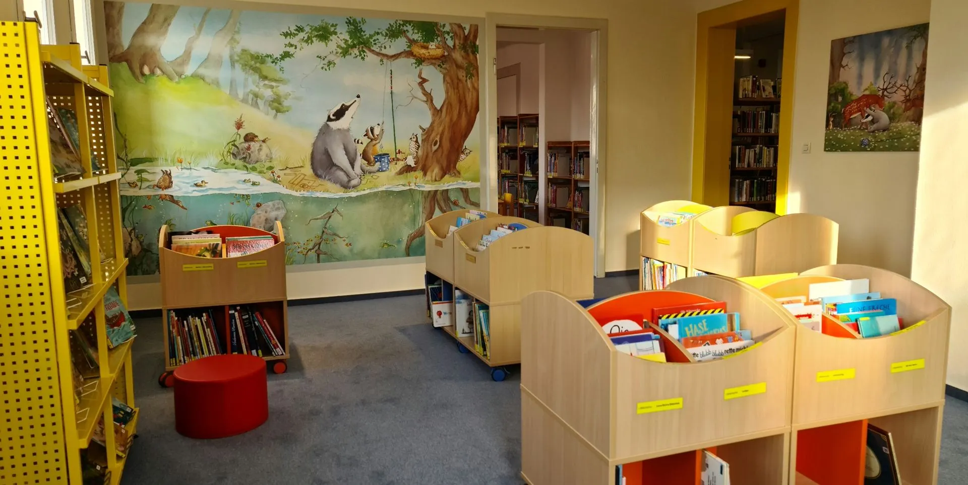 Hintergrundbanner Kinderbuchabteilung