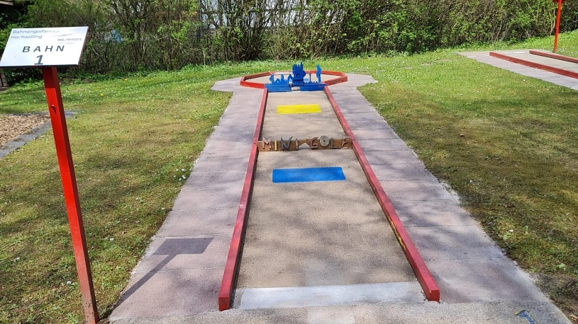 Bahnengolfanlage Bild 2 Minigolf Bild 2 © Stadt Holzminden
