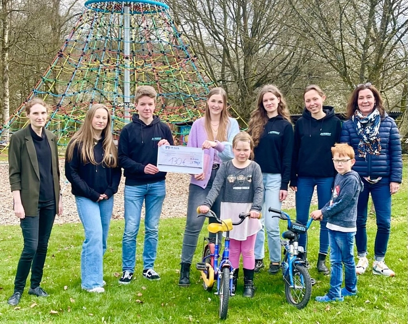 Jugendrat Spende an die Kinderheimat Neuhaus&nbsp;&copy;&nbsp;Stadt Holzminden