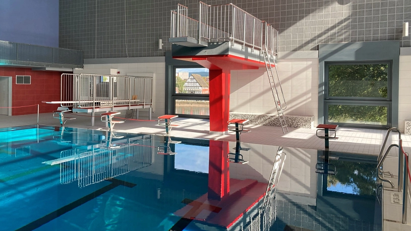 Kopfbild Hallenbad Sprungtuerme Hallenbad Sprungtuerme © Stadt Holzminden