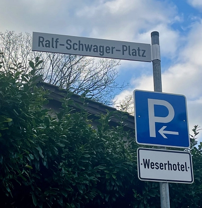 Straßenschild Ralf-Schwager Platz Ralf-Schwager-Platz © Stadt Holzminden