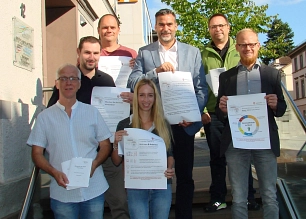 Taskforce Energiesparen vor dem Rathaus Holzminden Taskforce Energiesparen vor dem Rathaus Holzminden